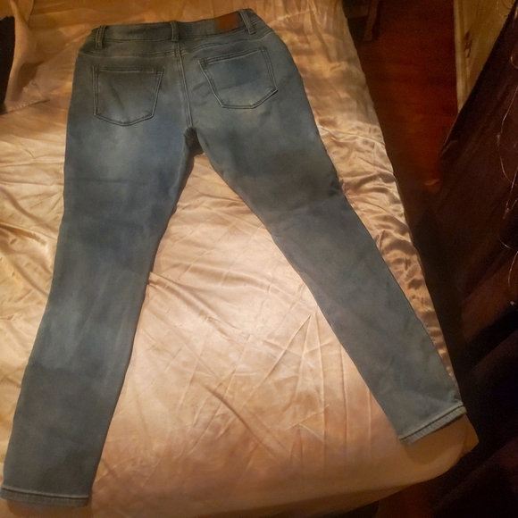 Bluenotes Size 30 Skinny Blue Jeans - Picture 2 of 2